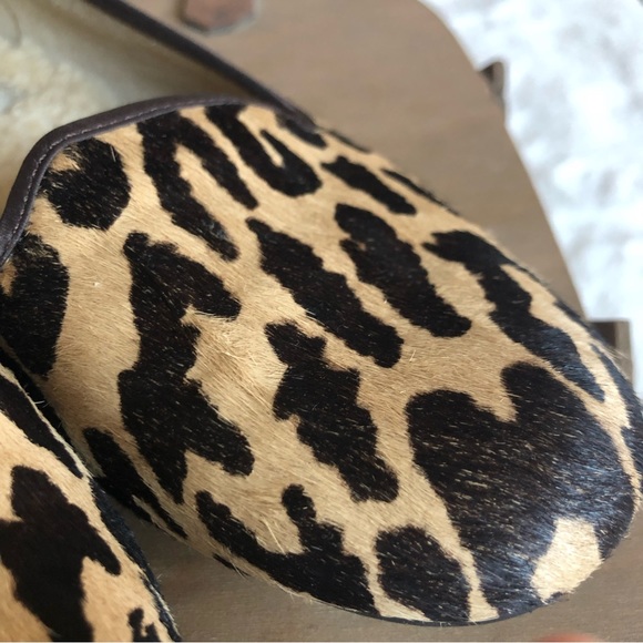 UGG WOMENS FLATS - Picture 3 of 5